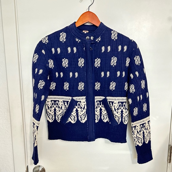 Free People Short Jacket Blue with Cream Accents. Size: 0 - Picture 1 of 8